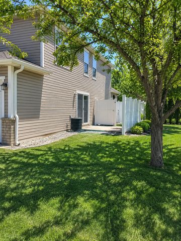15827 Fleet Trail, Apple Valley, MN 55124