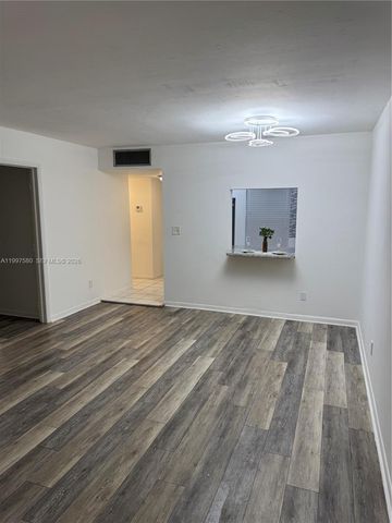 6150 NW 62nd St 106, Tamarac, FL 33319