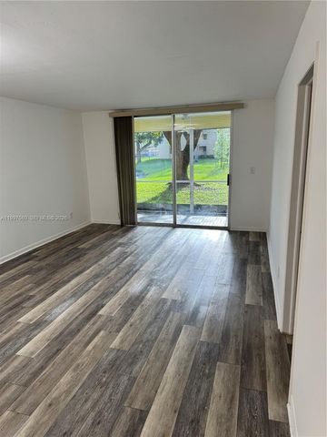 6150 NW 62nd St 106, Tamarac, FL 33319