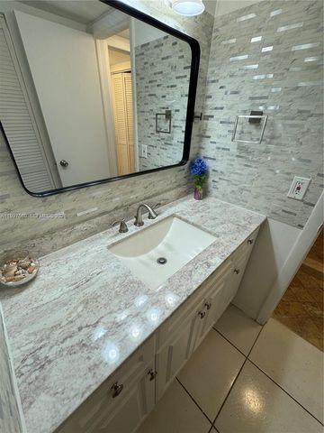 6150 NW 62nd St 106, Tamarac, FL 33319