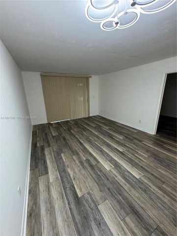 6150 NW 62nd St 106, Tamarac, FL 33319