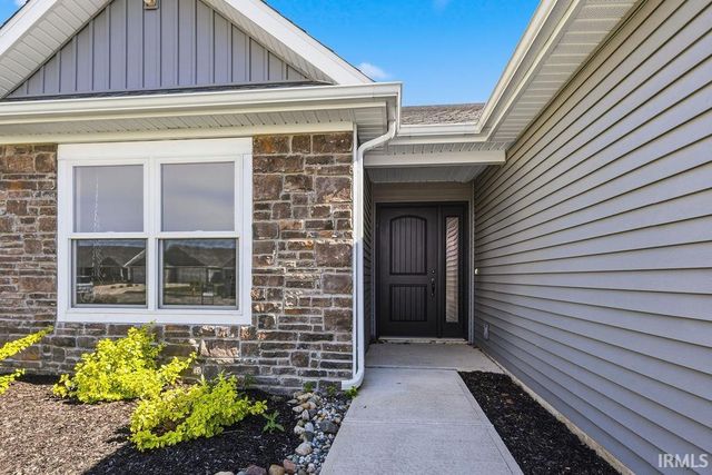 417 Gene Drive, Roanoke, IN 46783