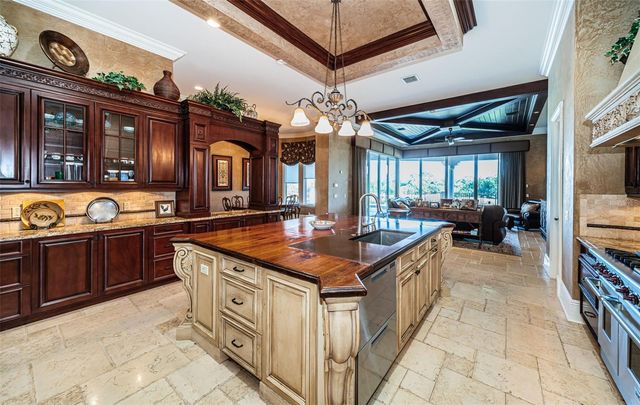 9209 SILVERTHORN ROAD, Largo, FL 33777