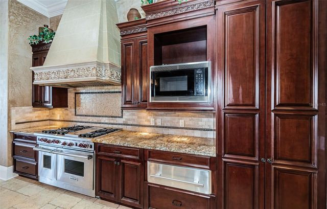 9209 SILVERTHORN ROAD, Largo, FL 33777