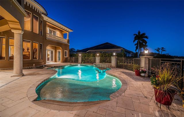 9209 SILVERTHORN ROAD, Largo, FL 33777