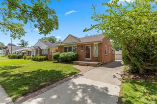 2640 Byrd Street, Dearborn, MI 48124