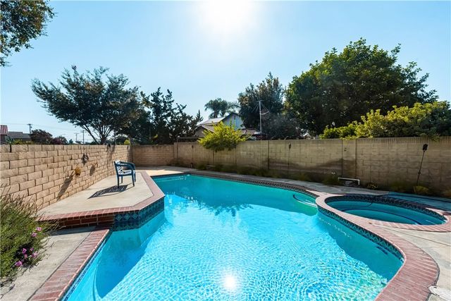 2042 W Beverly, Orange, CA 92868