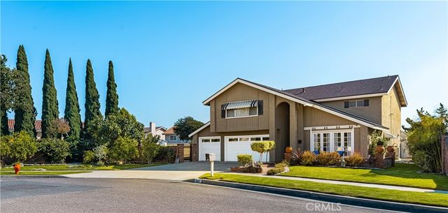 2042 W Beverly, Orange, CA 92868