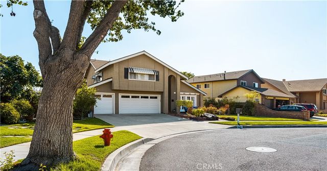 2042 W Beverly, Orange, CA 92868