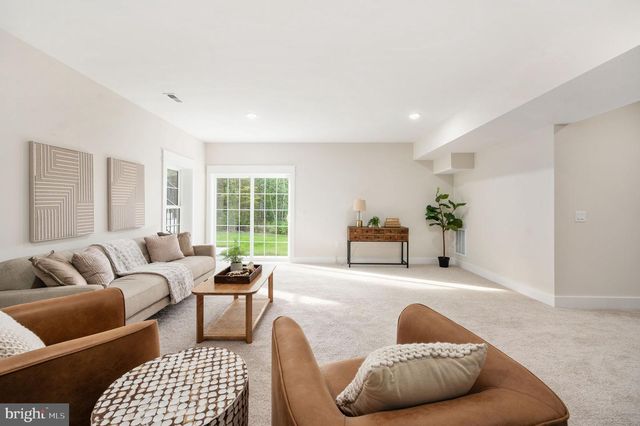 8558 HIGHCLERE LN, Spotsylvania, VA 22553