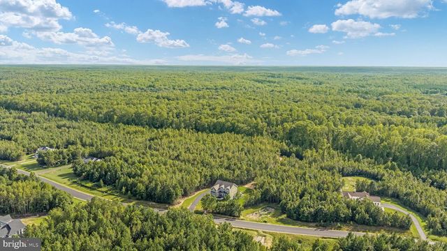 8558 HIGHCLERE LN, Spotsylvania, VA 22553