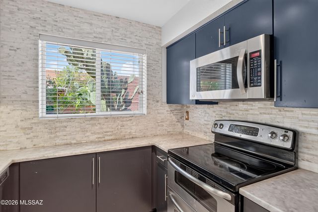 3856 N Pasatiempo Place, Tucson, AZ 85705