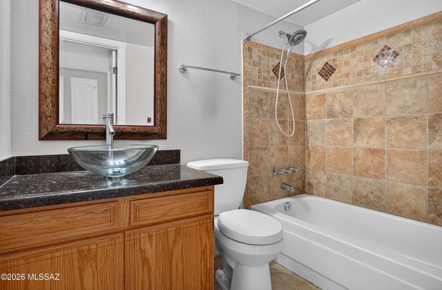 3856 N Pasatiempo Place, Tucson, AZ 85705