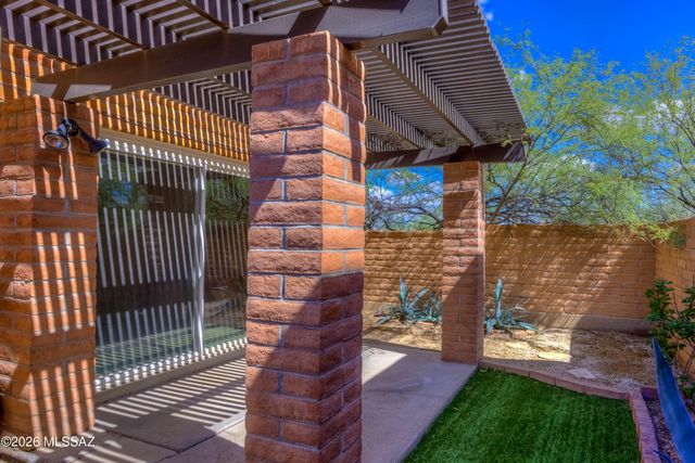 3856 N Pasatiempo Place, Tucson, AZ 85705