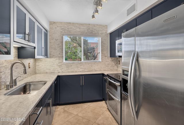 3856 N Pasatiempo Place, Tucson, AZ 85705