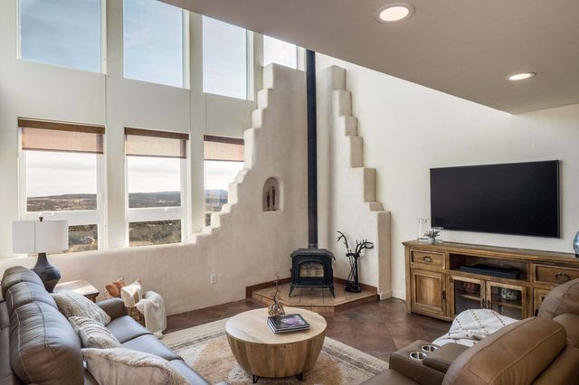 4 Mary Ellen Court, Sandia Park, NM 87047