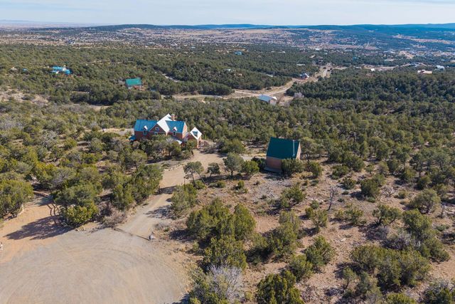 4 Mary Ellen Court, Sandia Park, NM 87047