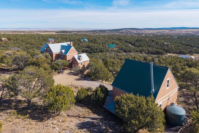 4 Mary Ellen Court, Sandia Park, NM 87047