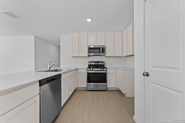 103 Ellendale Place, Fredericksburg, TX 78624