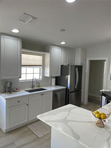 7630 PESARO DRIVE, Sarasota, FL 34238