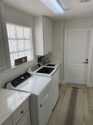 7630 PESARO DRIVE, Sarasota, FL 34238