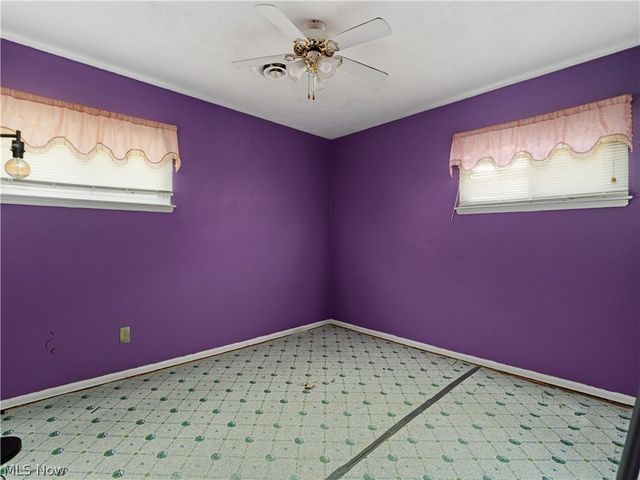 9248 Lynnhaven Road, Parma Heights, OH 44130