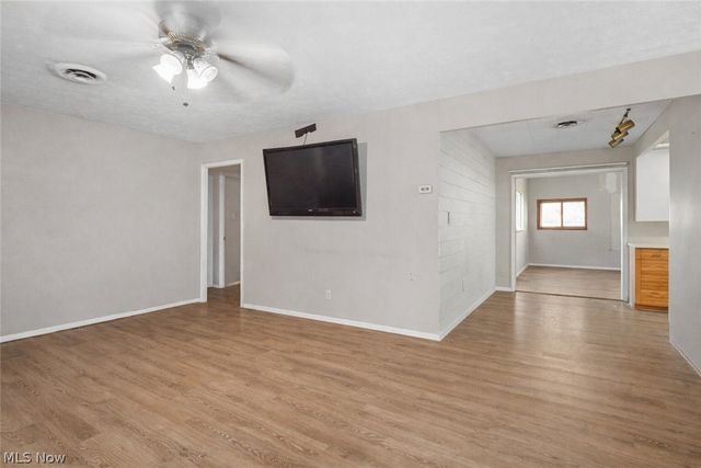 9248 Lynnhaven Road, Parma Heights, OH 44130