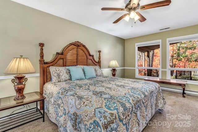 111 Hidden Pond Lane, Asheville, NC 28804