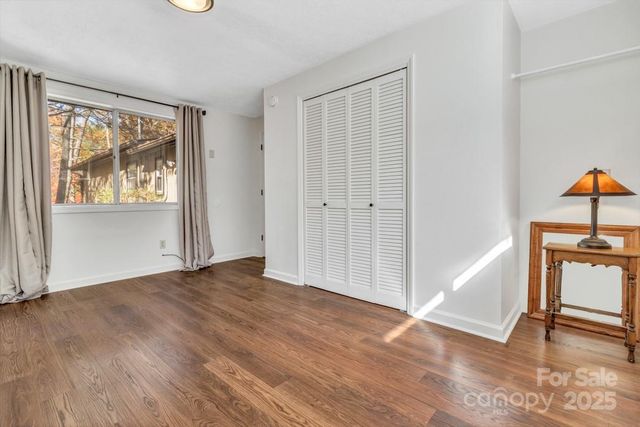 111 Hidden Pond Lane, Asheville, NC 28804