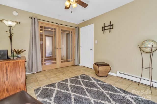 111 Hidden Pond Lane, Asheville, NC 28804