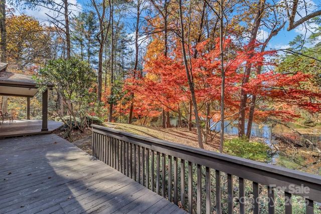111 Hidden Pond Lane, Asheville, NC 28804