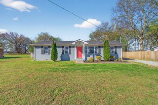 144 Napier Dr, Columbia, TN 38401