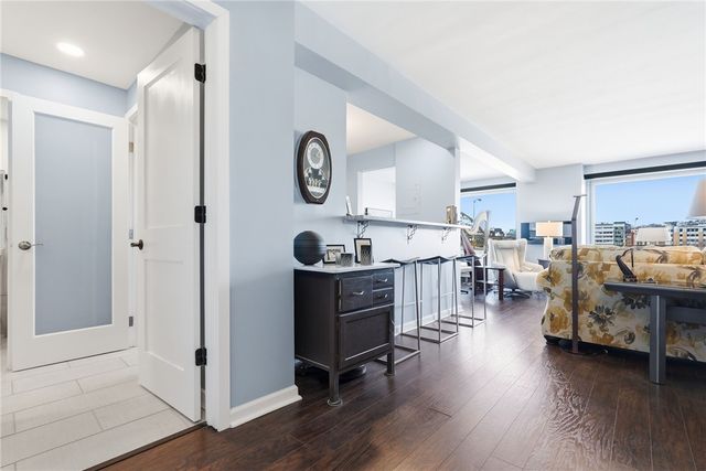 320 Fort Duquesne Blvd 4F, Downtown Pgh, PA 15222