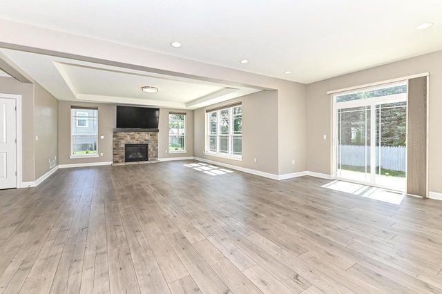 1515 E Maple View DRIVE, Oak Creek, WI 53154