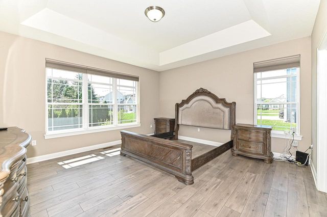 1515 E Maple View DRIVE, Oak Creek, WI 53154