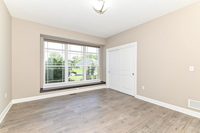 1515 E Maple View DRIVE, Oak Creek, WI 53154