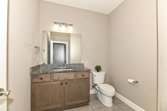1515 E Maple View DRIVE, Oak Creek, WI 53154