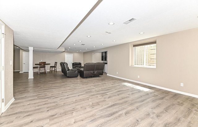 1515 E Maple View DRIVE, Oak Creek, WI 53154