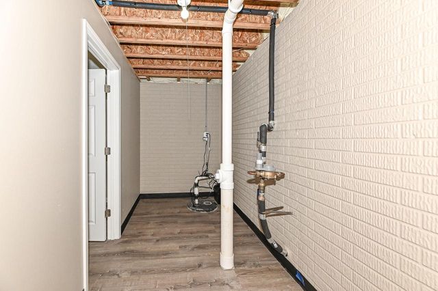 1515 E Maple View DRIVE, Oak Creek, WI 53154