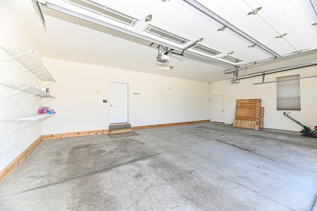1515 E Maple View DRIVE, Oak Creek, WI 53154