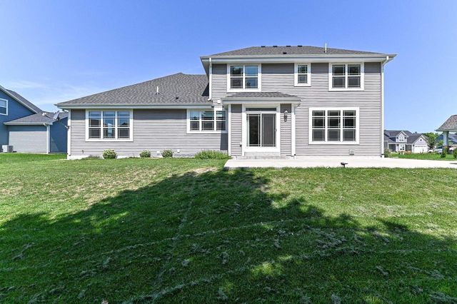 1515 E Maple View DRIVE, Oak Creek, WI 53154