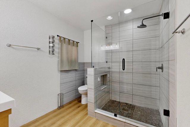 4214 Falls Drive, Dallas, TX 75211