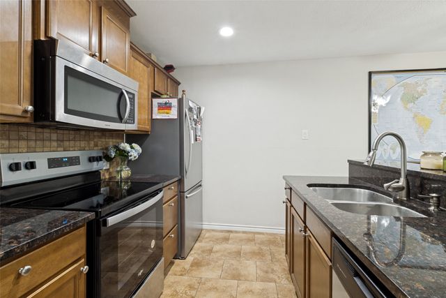 5832 Sandhurst Lane B, Dallas, TX 75206