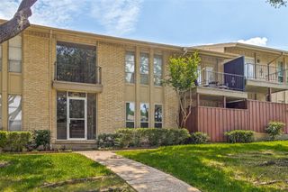 5832 Sandhurst Lane B, Dallas, TX 75206