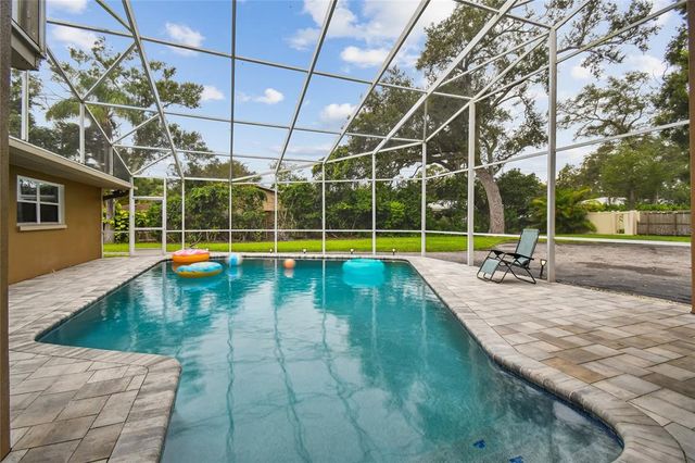 1948 BELLEAIR ROAD, Clearwater, FL 33764