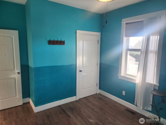 126 Sand Dune Avenue NW, Ocean Shores, WA 98569