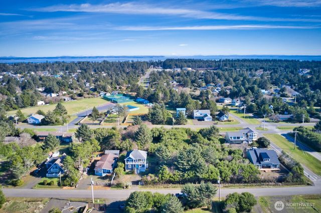 126 Sand Dune Avenue NW, Ocean Shores, WA 98569