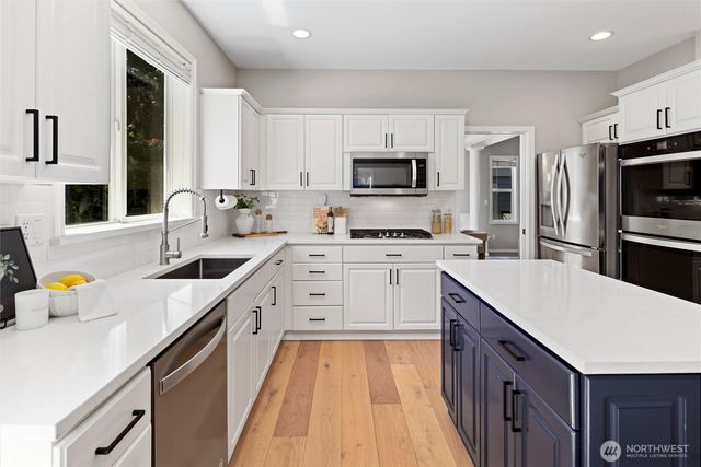4125 NE 27th Place, Renton, WA 98059
