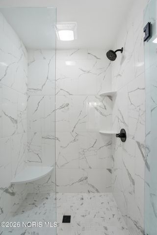 140 Barton Creek Drive, Perrysburg, OH 43551