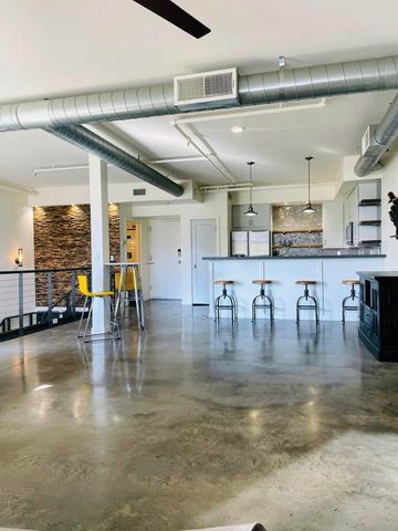 1326 N Central Avenue Unit 303, Phoenix, AZ 85004